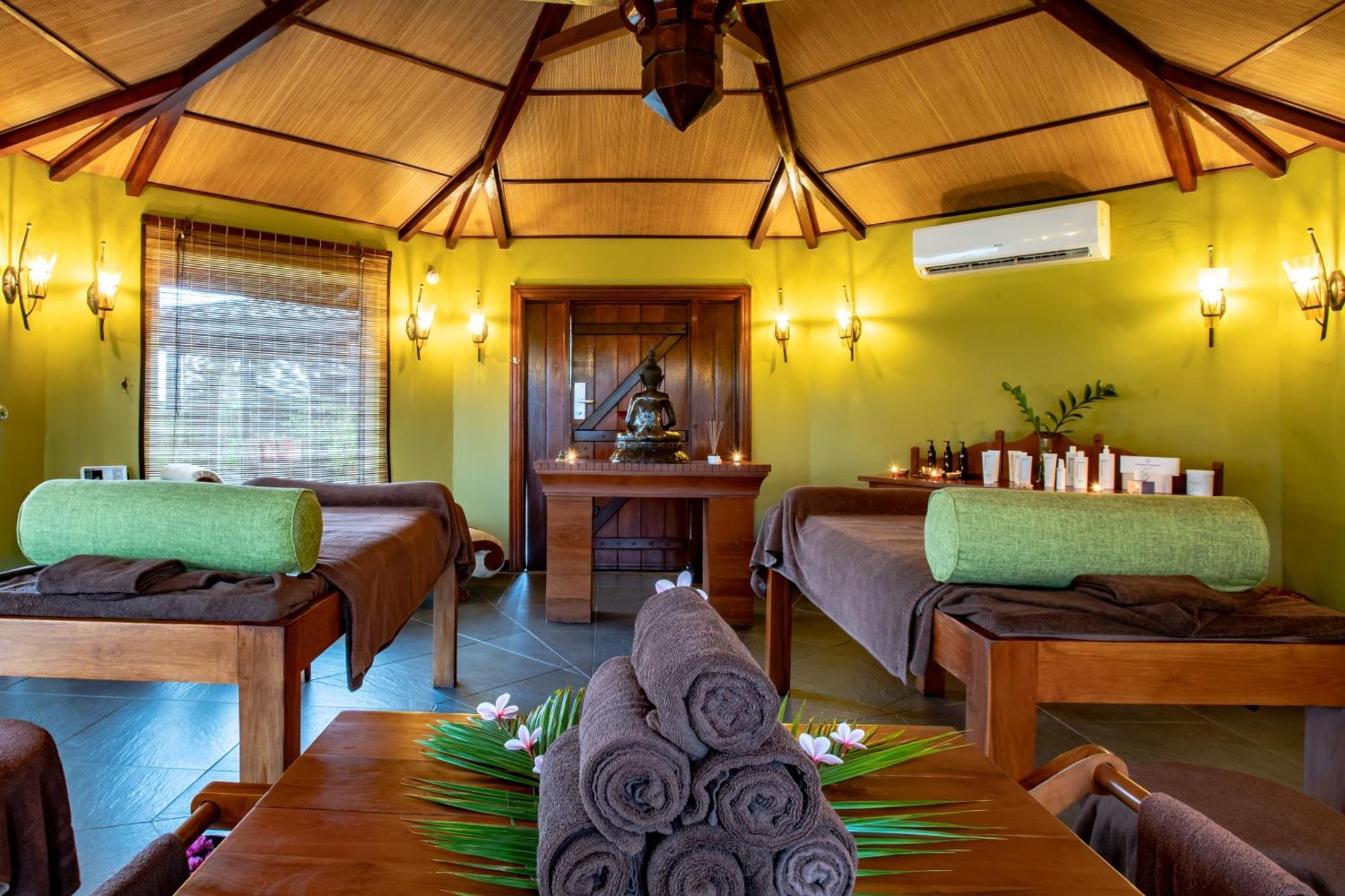 Aanari Hotel & Spa- Mauritius Flic en Flac Exterior photo